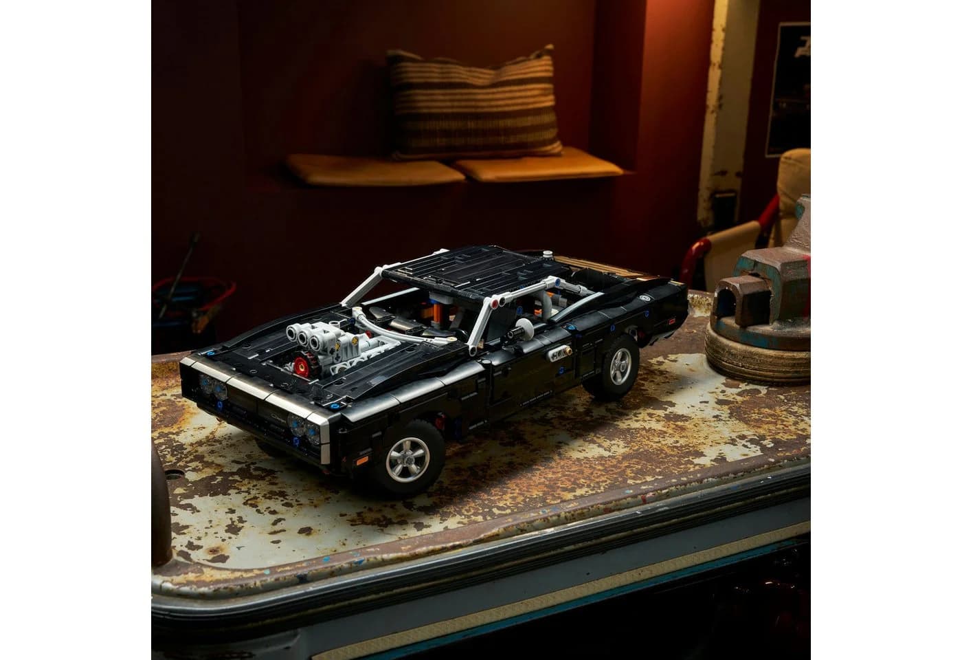LEGO Technic Dodge Charger R/T Auto (42231) Bauset 1516 Teile - Bild 4