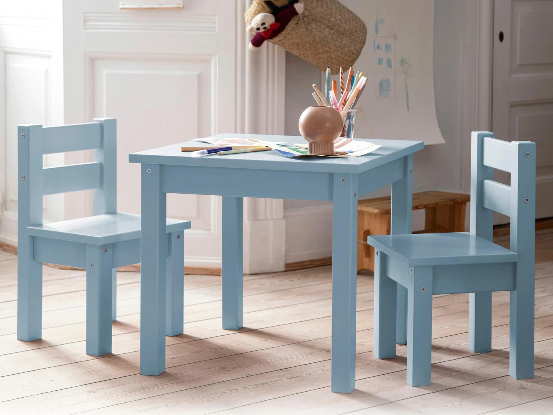 HOPPEKIDS MADS Kindersitzgruppe Blau mit 2 Stühlen