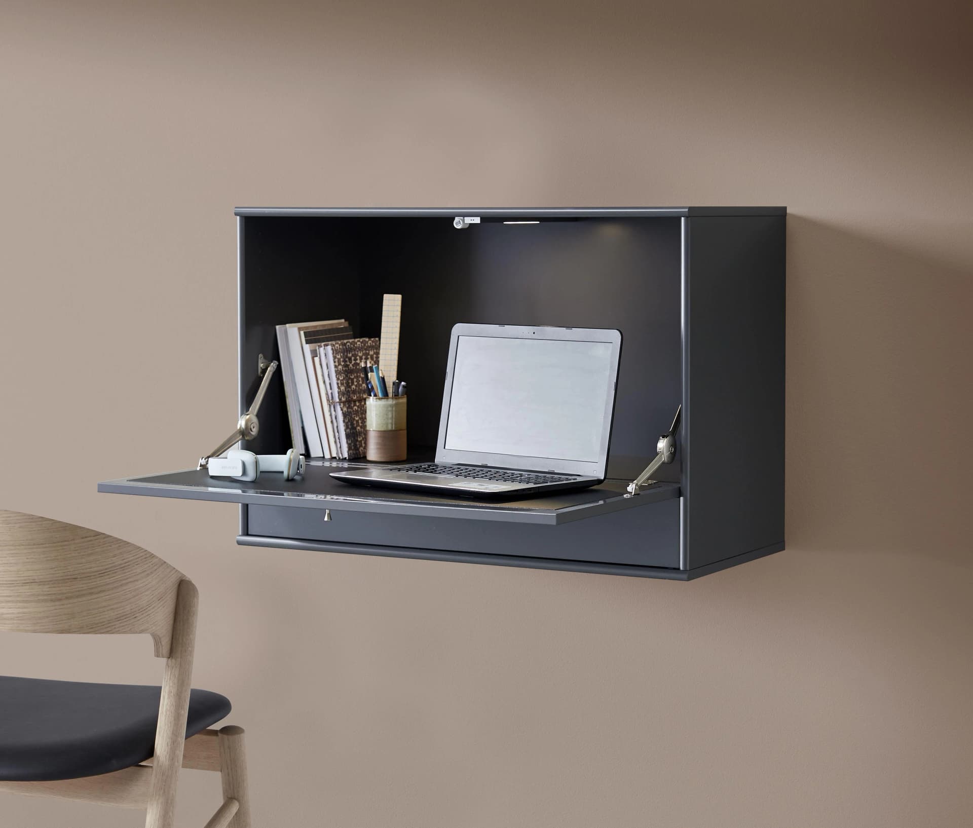 Hammel Furniture Mistral Bürotisch Grau mit LED Spot