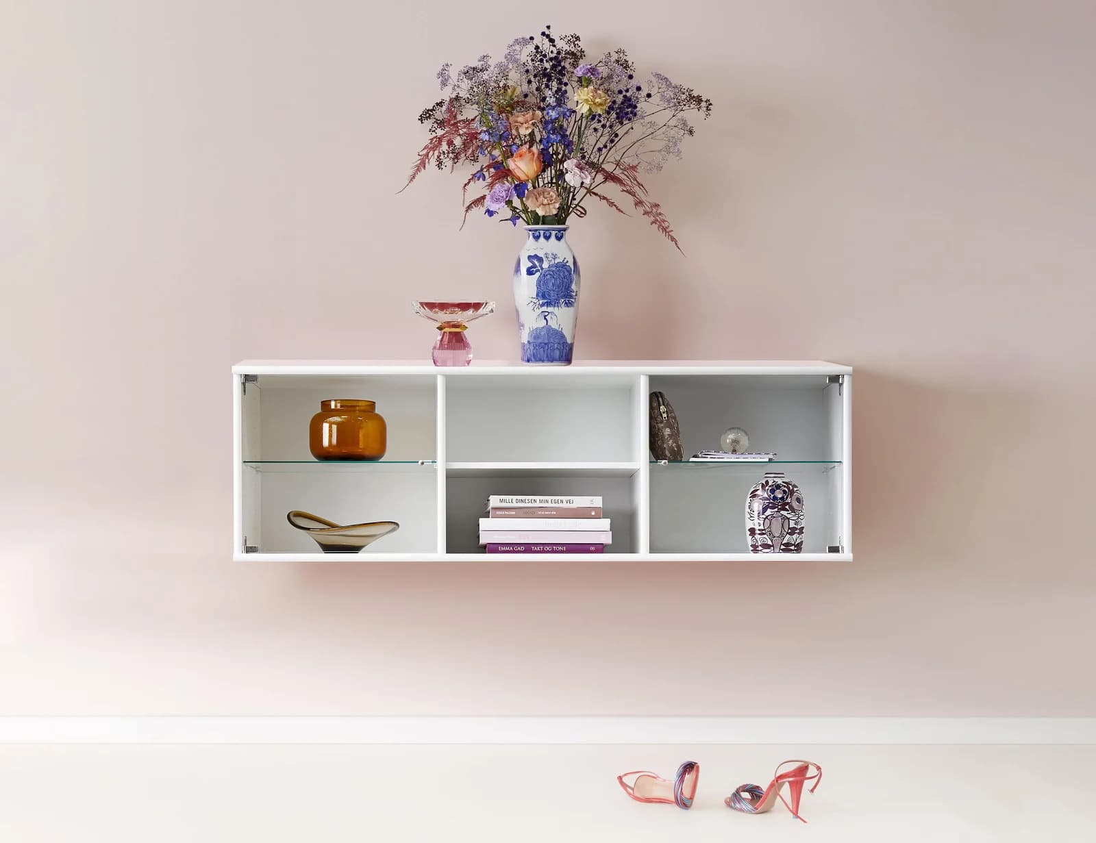 HAMMEL FURNITURE Lowboard Mistral weiß mit Glastüren