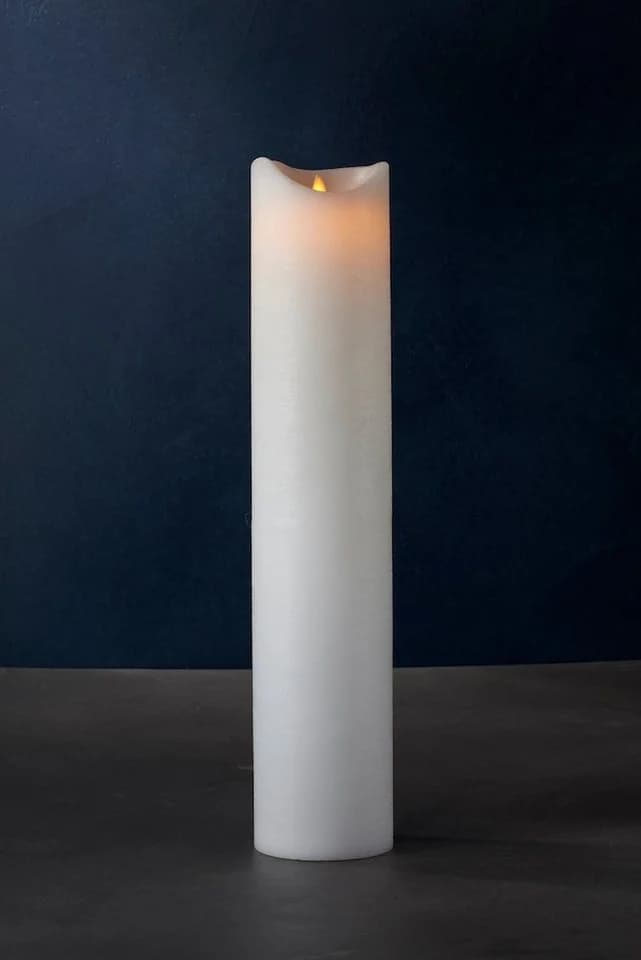 LED-Kerze aus Echtwachs und Aluminium, Weiß, Modern