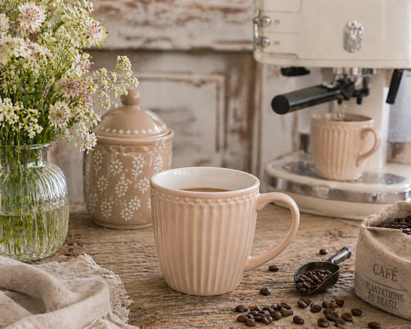 GreenGate Tasse Alice Henkel Fudge Braun Porzellan