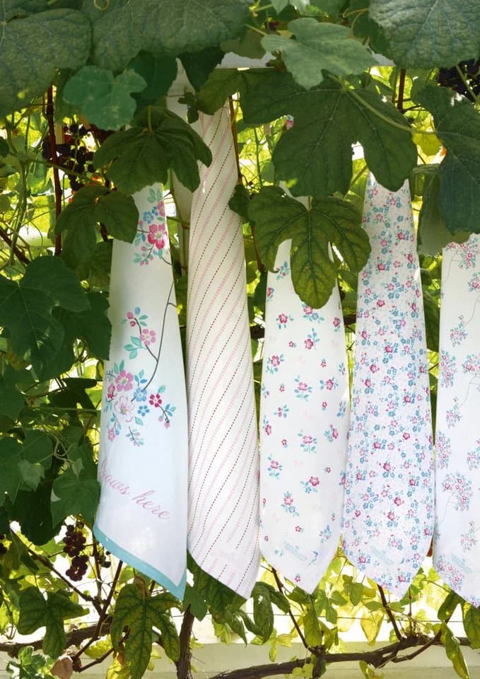 Greengate Geschirrtuch Allyna White 70x50 cm Florales Muster - Bild 3