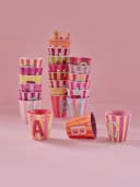 rice Melamin Becher Medium Buchstabe rot Streifenmuster Bild 3