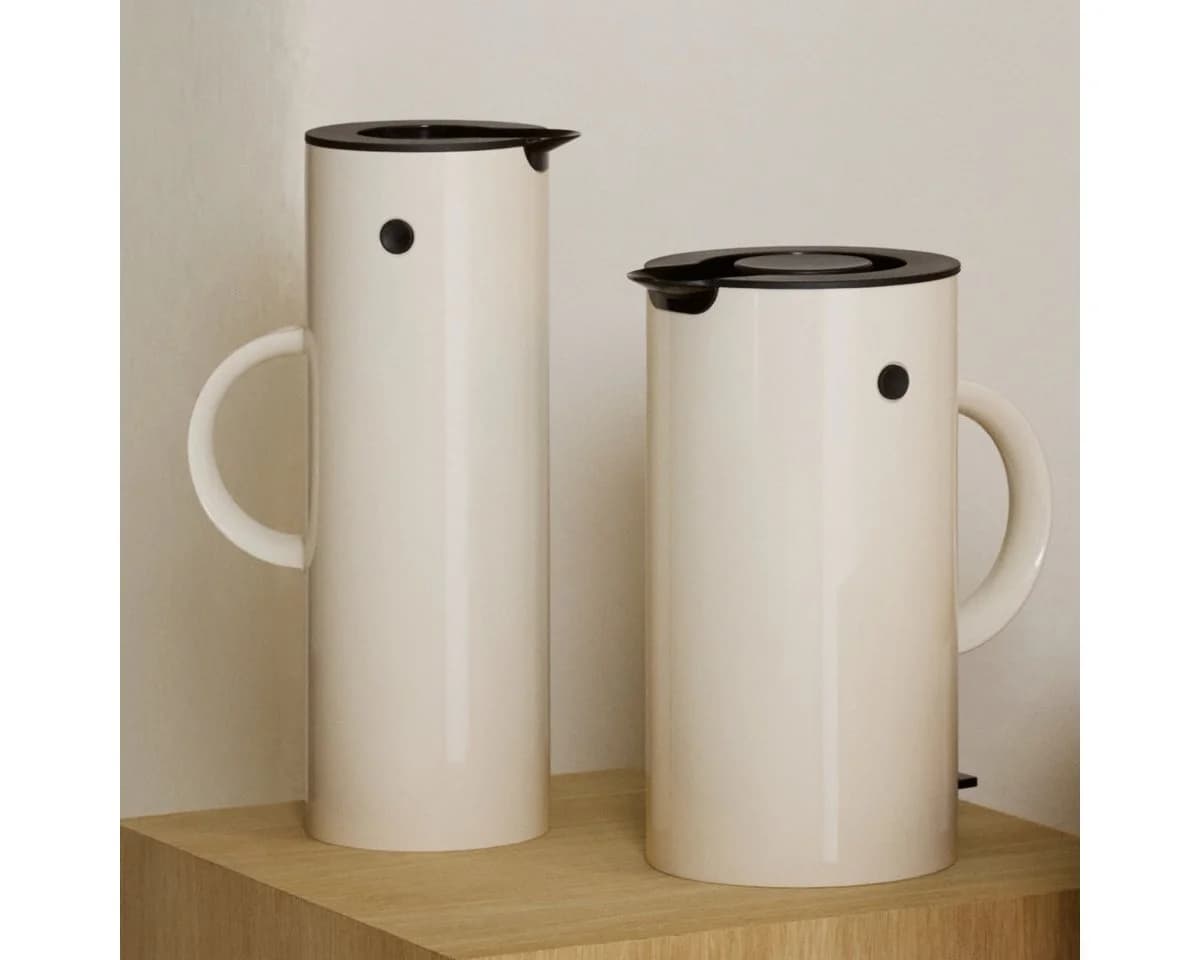 Stelton EM77 Isolierkanne 1L Sand