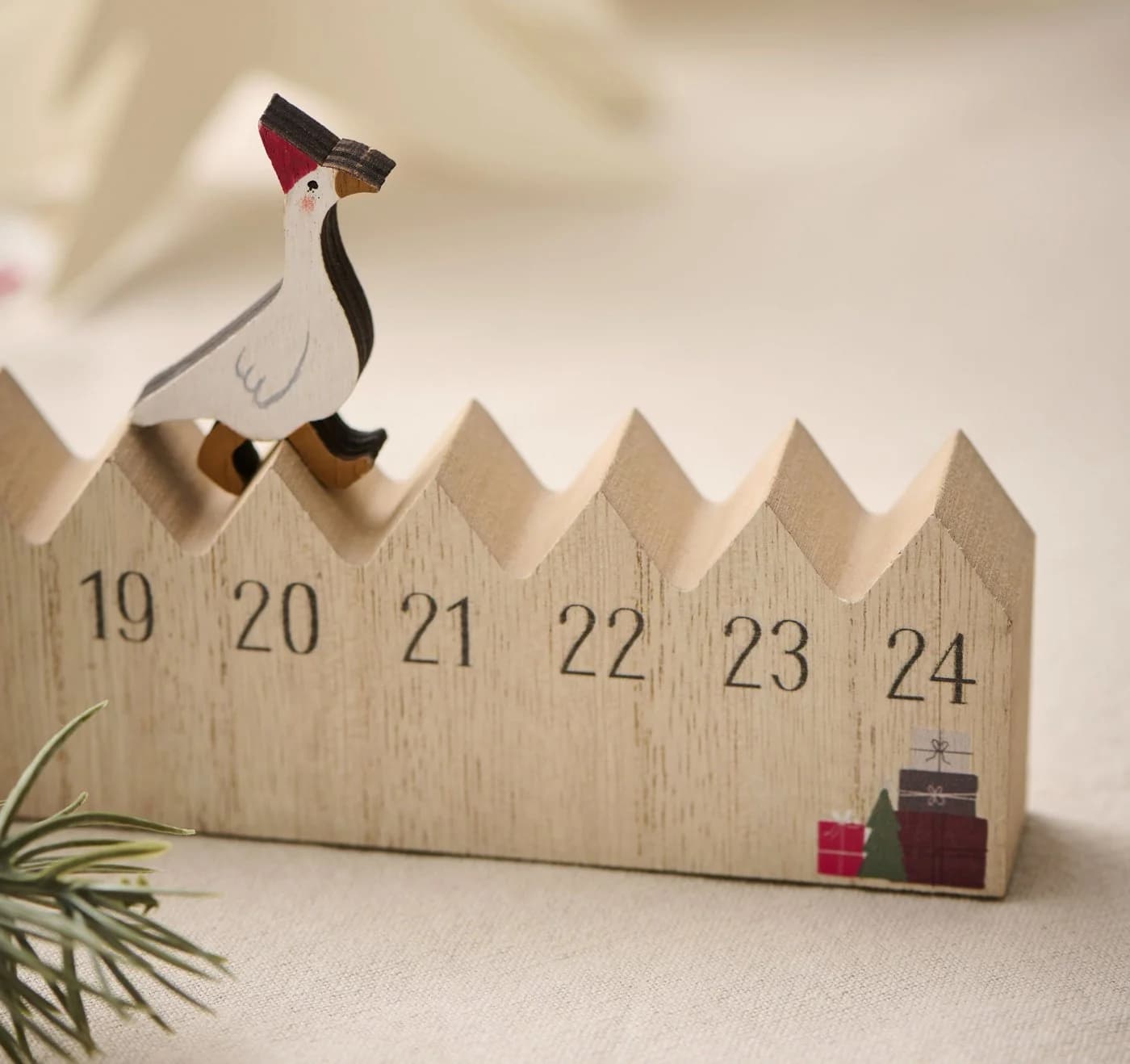 Ib Laursen Adventskalender mit gehender Gans aus Holz - Bild 3