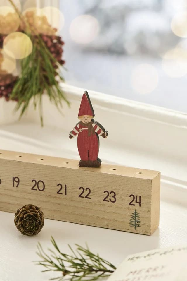 Ib Laursen Adventskalender Holz Wichtel 50cm