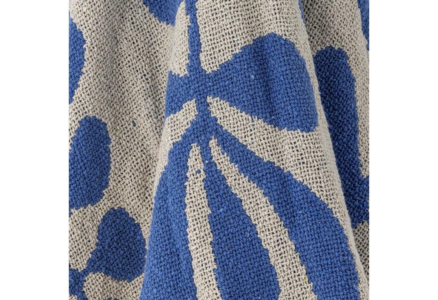 Bloomingville Decke Nevine Blau Creme Florales Muster 160x130 cm - Bild 5