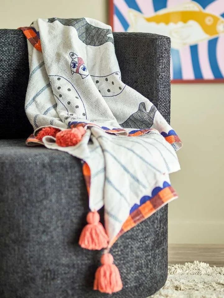 Bloomingville Wohndecke MISSY Weiß mit Katzenmotiv und Quasten
