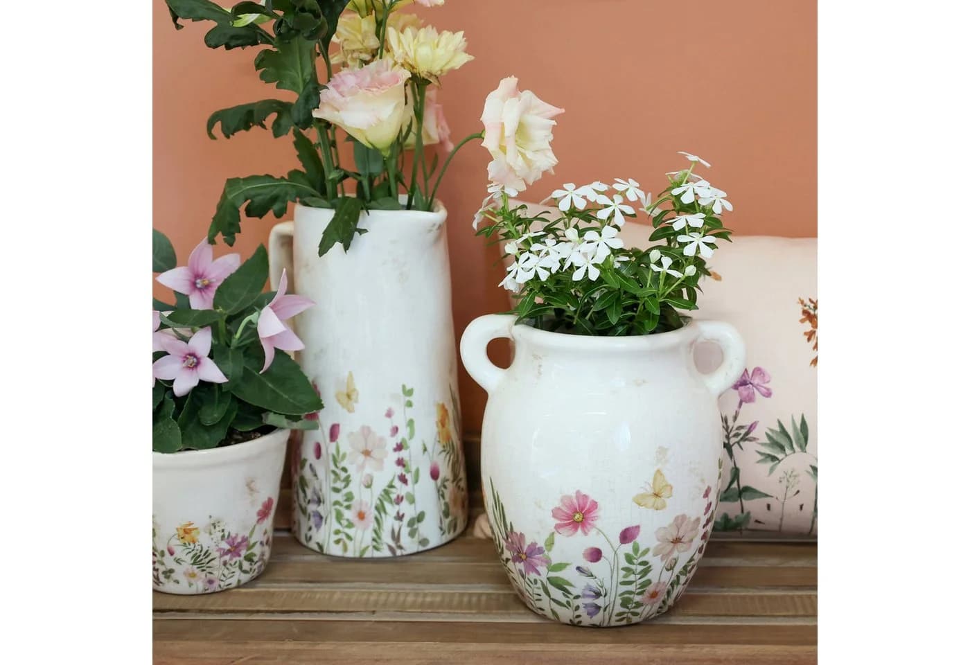 Chic Antique Avignon Kanne mit Blumenmotiv Beige Keramik