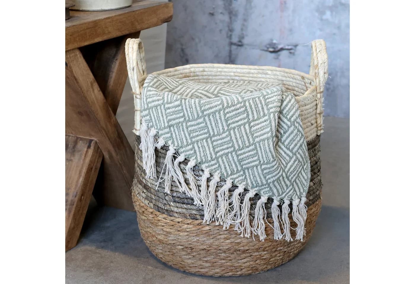 Chic Antique Aix Plaid Grün/Creme Wohndecke mit Fransen
