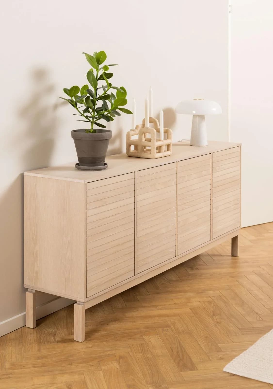ACTONA GROUP Linley Sideboard weiß pigmentiert Eiche furniert 4 Türen