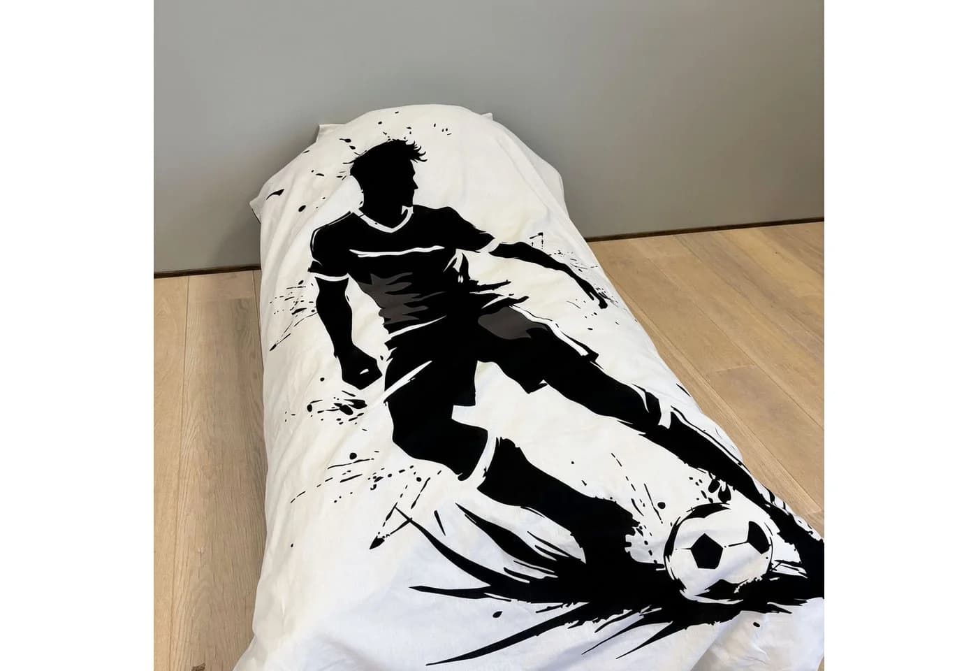 KK Shopping Kinderbettwäsche Fußball Schwarz Weiß 135x200 cm - Bild 4