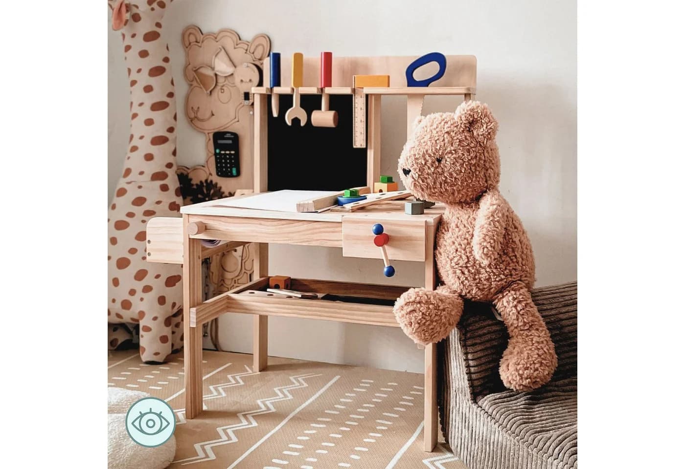 Mamabrum Spielwerkbank Holz mit Werkzeuggürtel und Werkzeug-Set - Bild 3