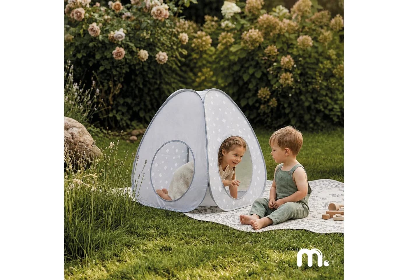 Mamabrum Spielzelt mit Tunnel Pop-Up Kinderzelt Grau Weiß - Bild 4