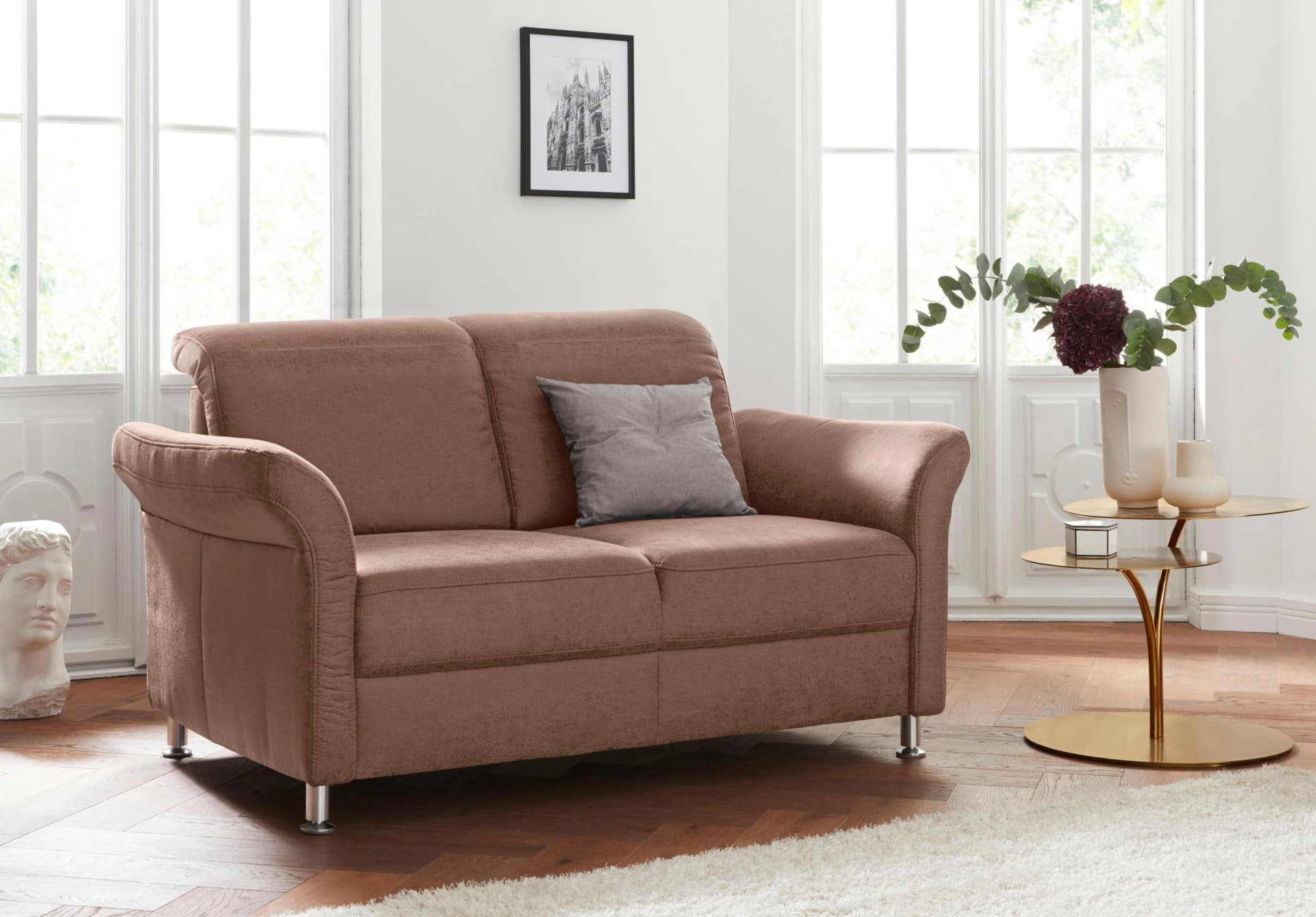 SIT & MORE Darwin 2-Sitzer Sofa Haselnuss Flachgewebe