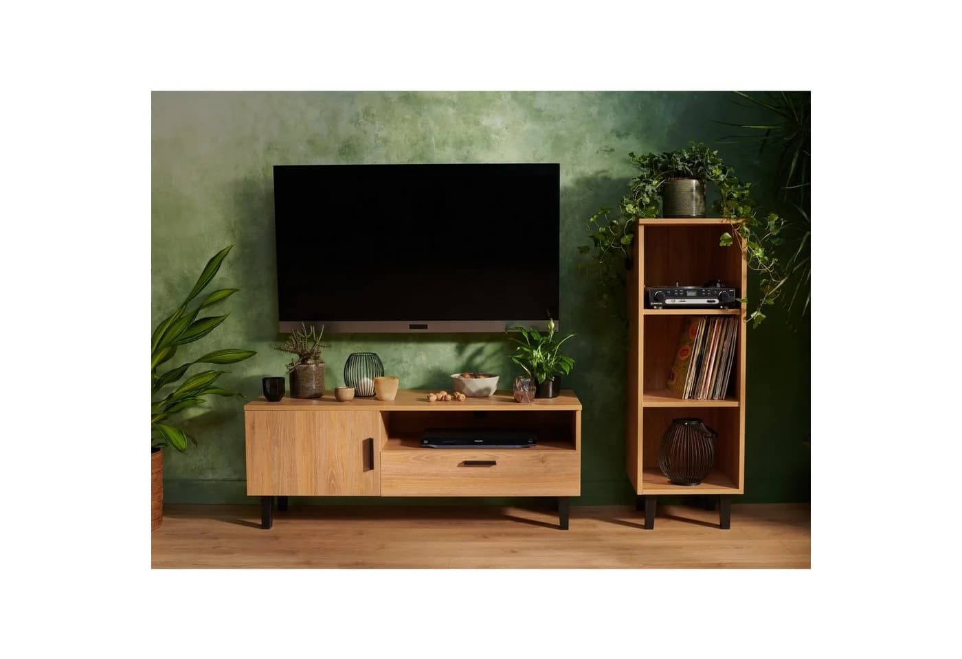 KONSIMO Highboard FRISK Türkommode 4 Türen 6 Böden Eiche Natur Skandinavisch - Bild 4