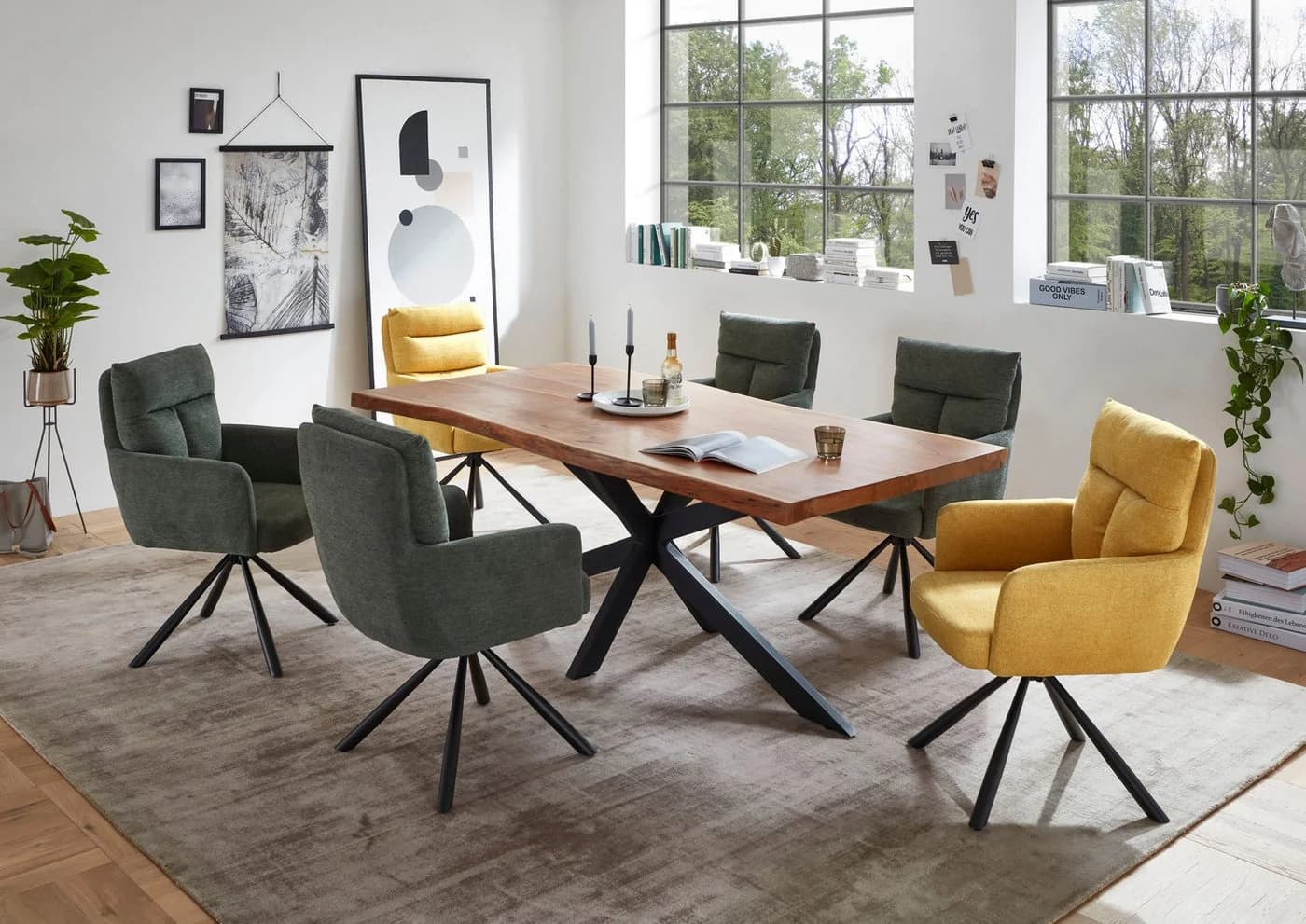 Esstisch Jaro von Stolkom 200 cm Massivholz Akazie Baumkante - Bild 5