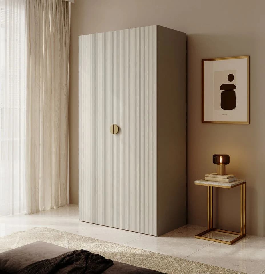 Selsey Kleiderschrank MOONIR Grau mit geriffelten Fronten und goldenen Griffen
