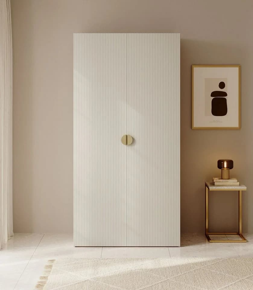 Selsey Kleiderschrank MOONIR Grau mit geriffelten Fronten und goldenen Griffen - Bild 2
