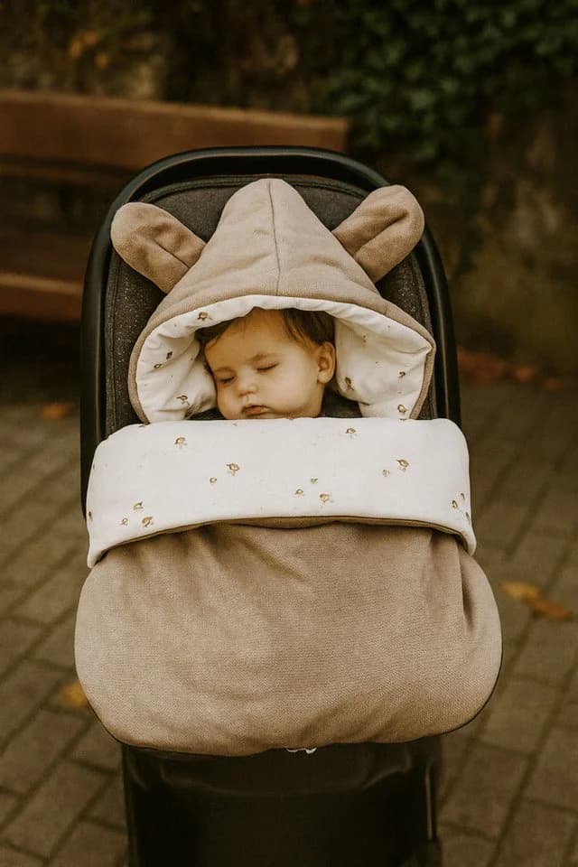 BABEES Fußsack für Babyschale - Warm mit Kapuze Ganzjährig - Bild 4