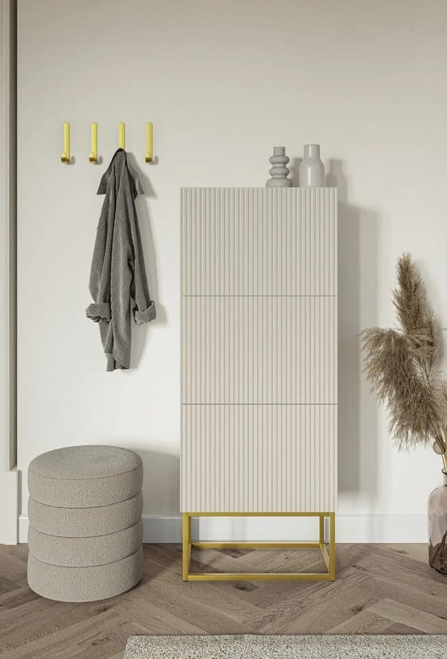 Selsey Schuhschrank Veldio 3 Klappen mit geriffelten Fronten, goldenes Metallgestell, 50 cm