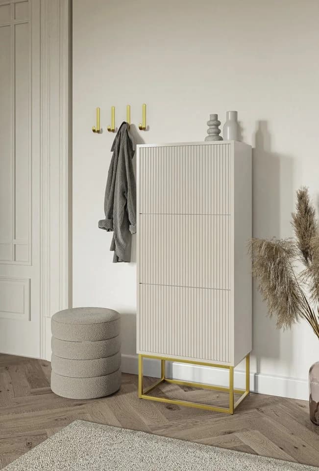 Selsey Schuhschrank Veldio 3 Klappen mit geriffelten Fronten, goldenes Metallgestell, 50 cm - Bild 2