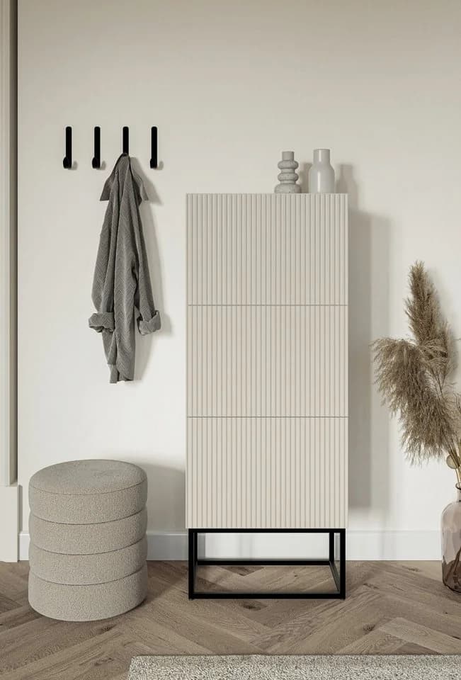 Selsey Schuhschrank VELDIO mit geriffelten Fronten und Metallgestell