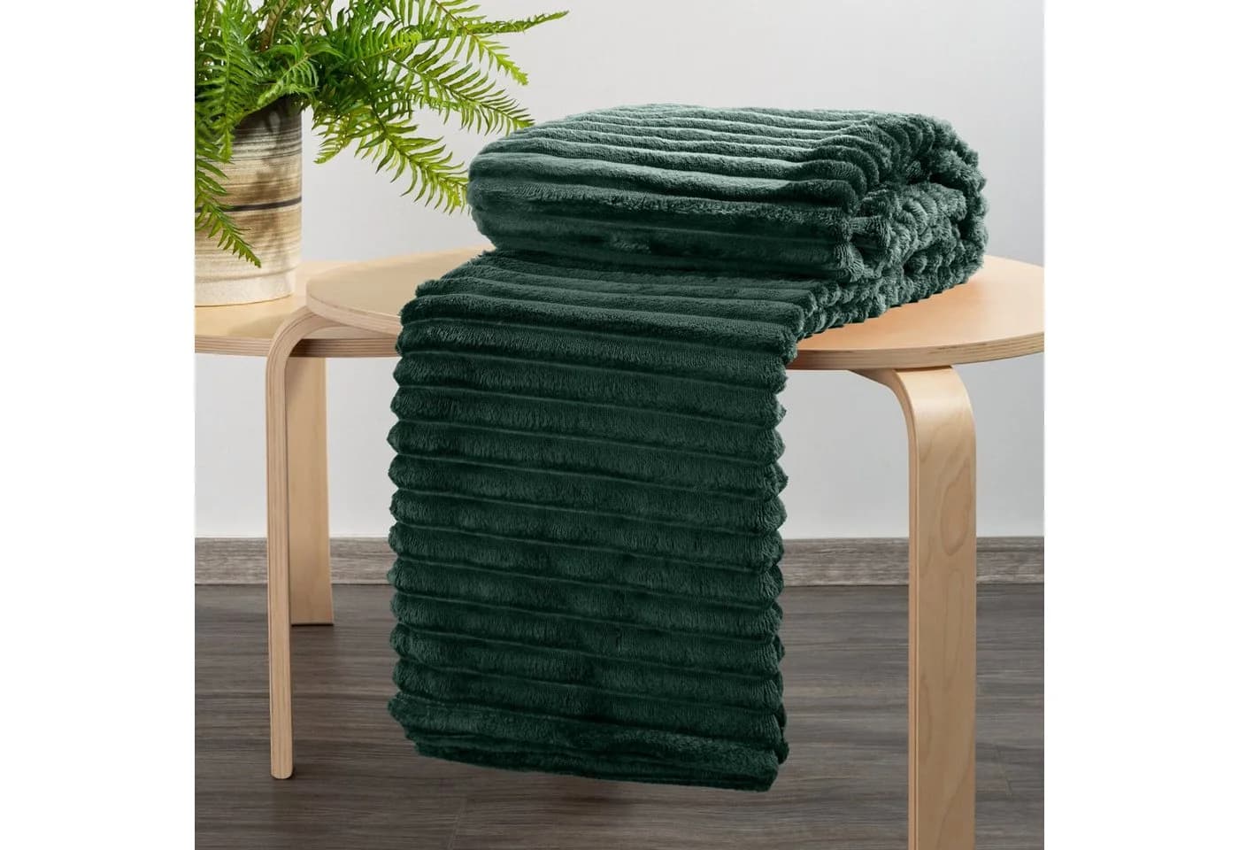 Design91 Wohndecke SOFT Streifen Steppung Dunkelgrün Polyester - Bild 5