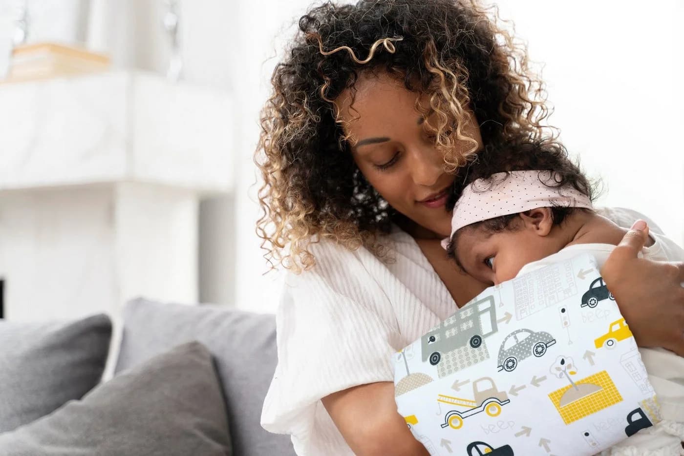 Amilian Stillkissen - Kleines Armkissen für Baby & Stillen - Bild 5