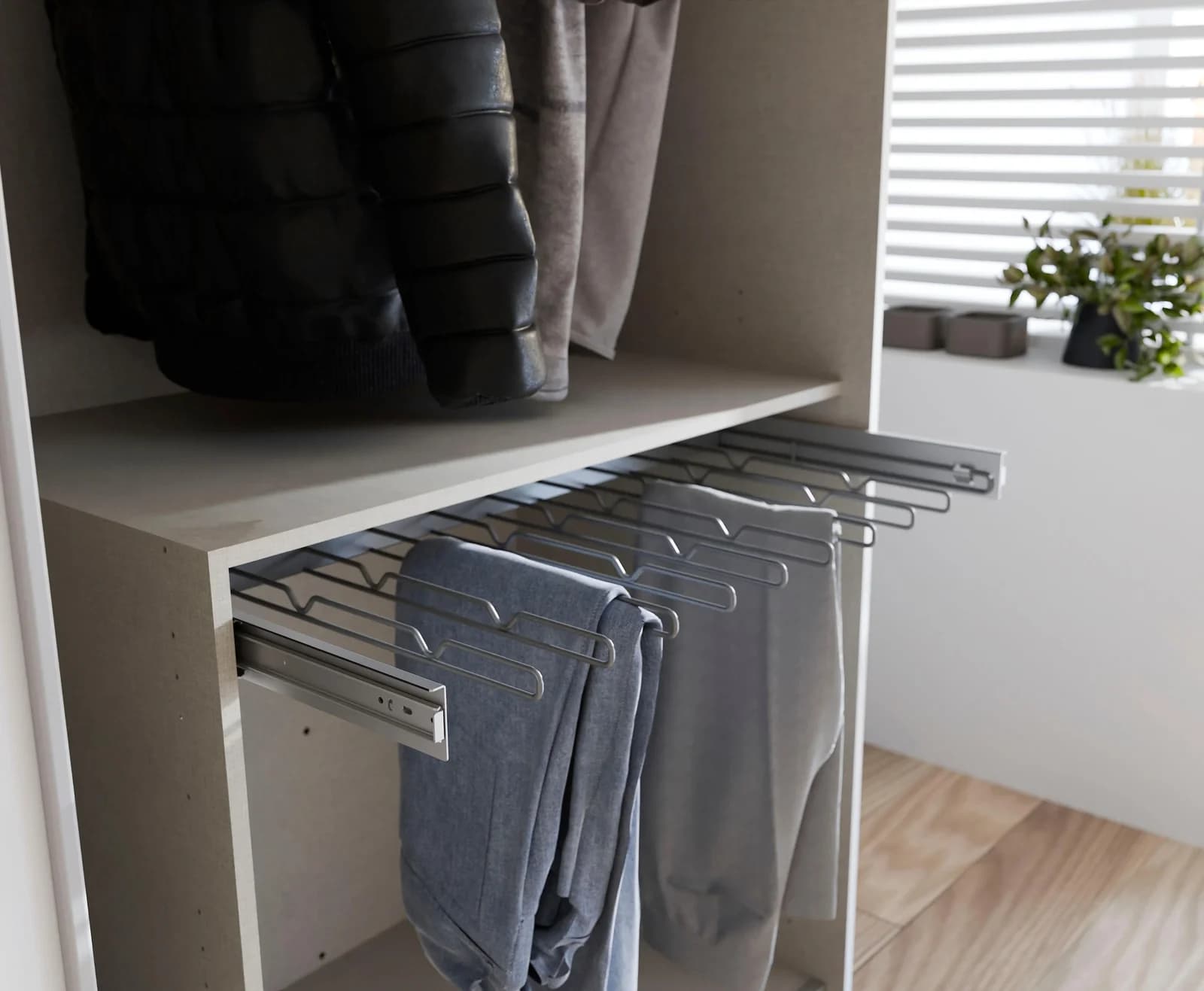 FORTE Hosenhalter Grau Metall Schrankauszug Platzsparend