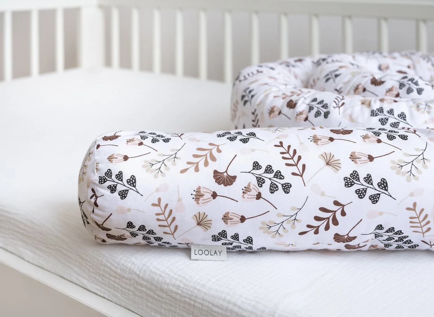 Loolay Nestchenschlange Braun Blumen BIO-Baumwolle Multifunktion - Bild 2