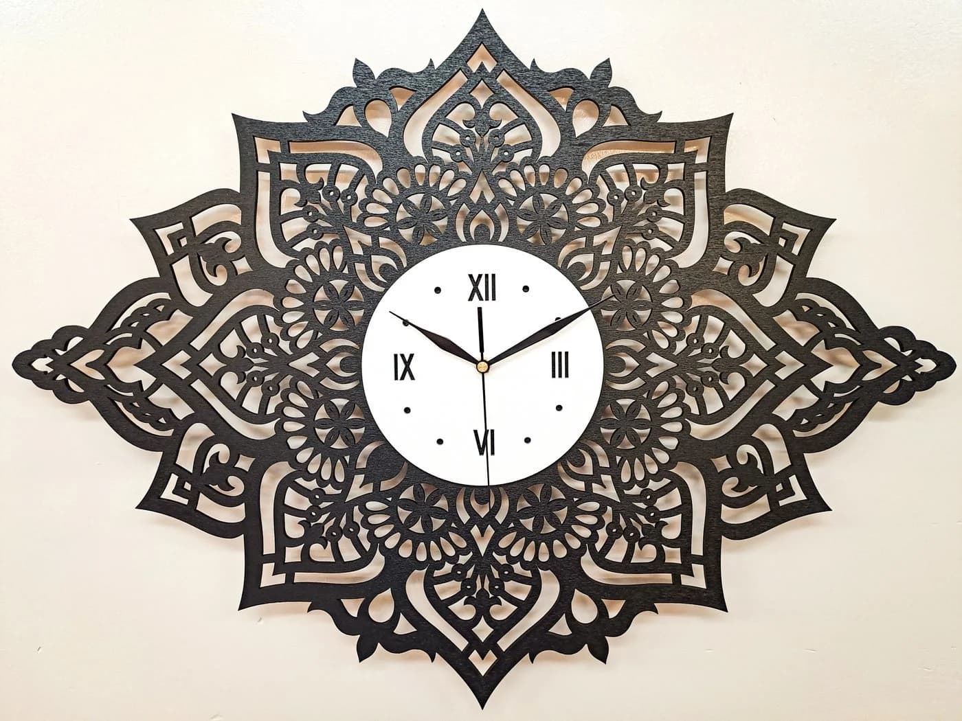 ORNAMENTI Wanduhr Boho Stil Schwarz/Weiß Mandala - Bild 2