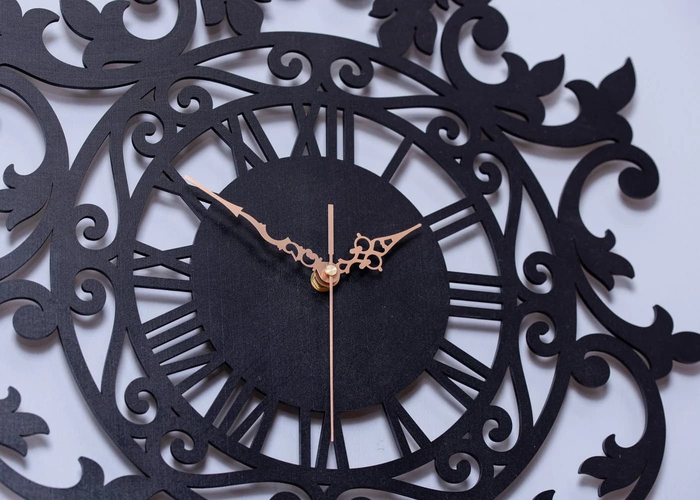 ORNAMENTI Wanduhr Grosse Vintage Retro 50 x 62 cm Gold