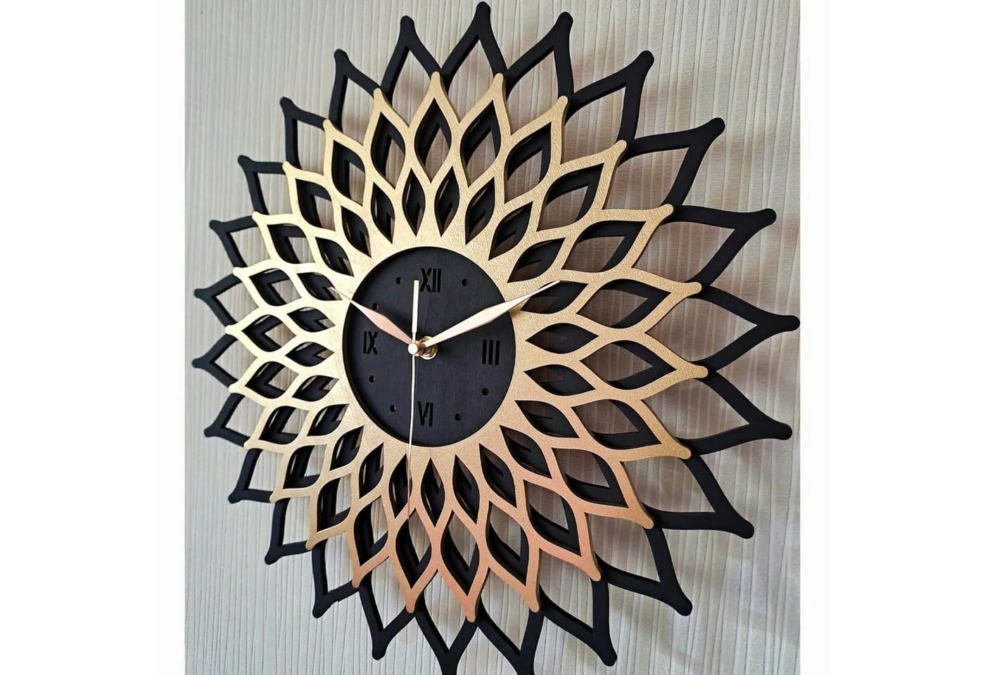 ORNAMENTI Wanduhr Sunburst, Moderne Holz Wanduhr