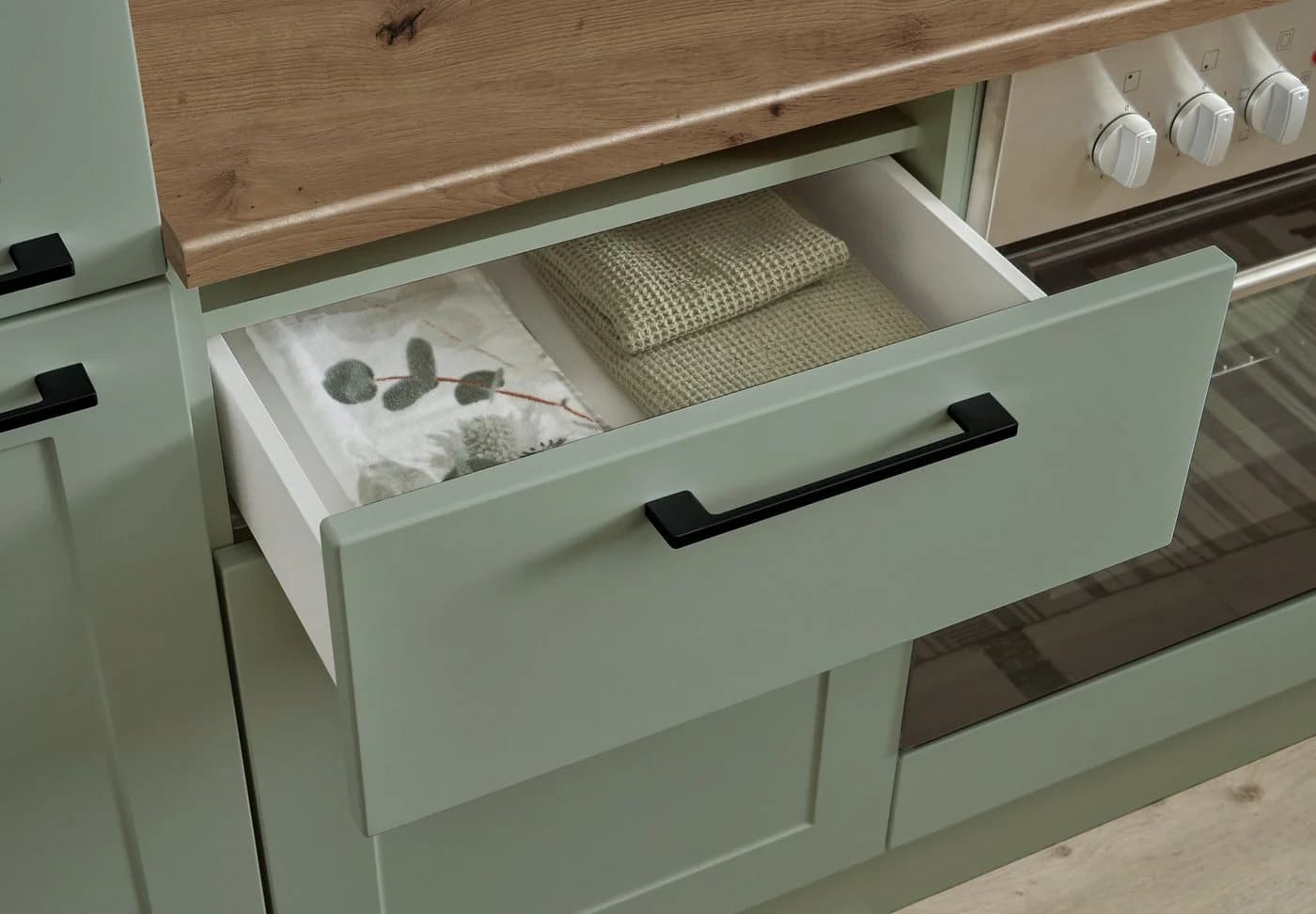 Balculina Marsi Winkelküche Grün mit E-Geräten und Soft-Close - Bild 5