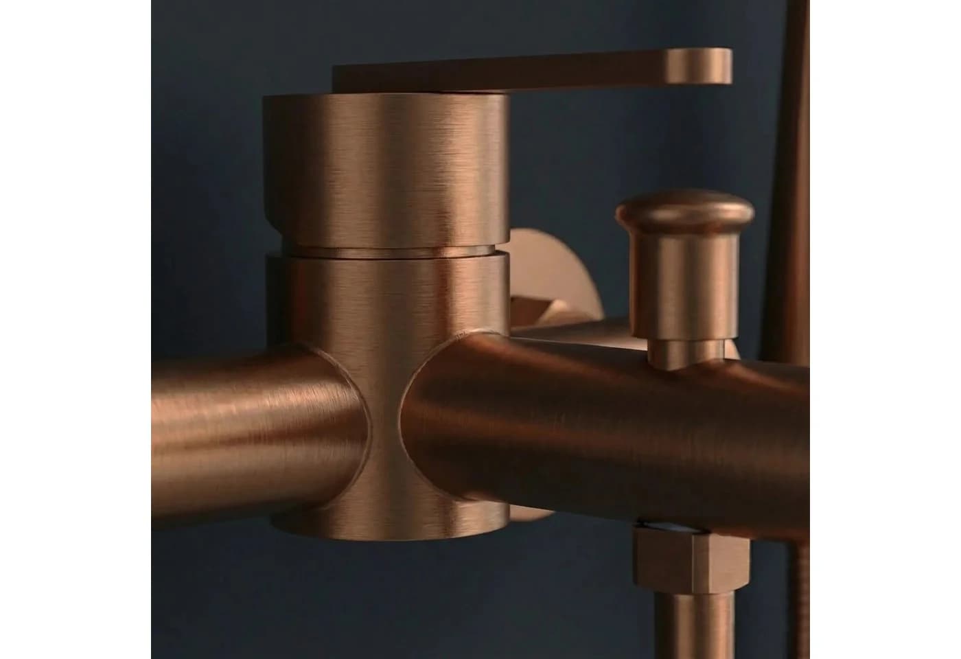 wohnwerk.idee Wannenarmatur Ontario Einhebelmischer mit Handbrause Gold Matt - Bild 5