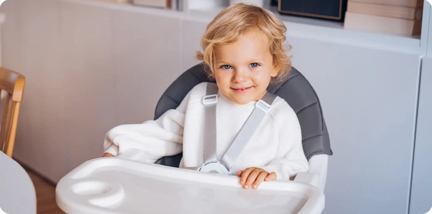 MoMi Kinderstuhl Reki 2in1 Hochstuhl Beige PU-Kunstleder