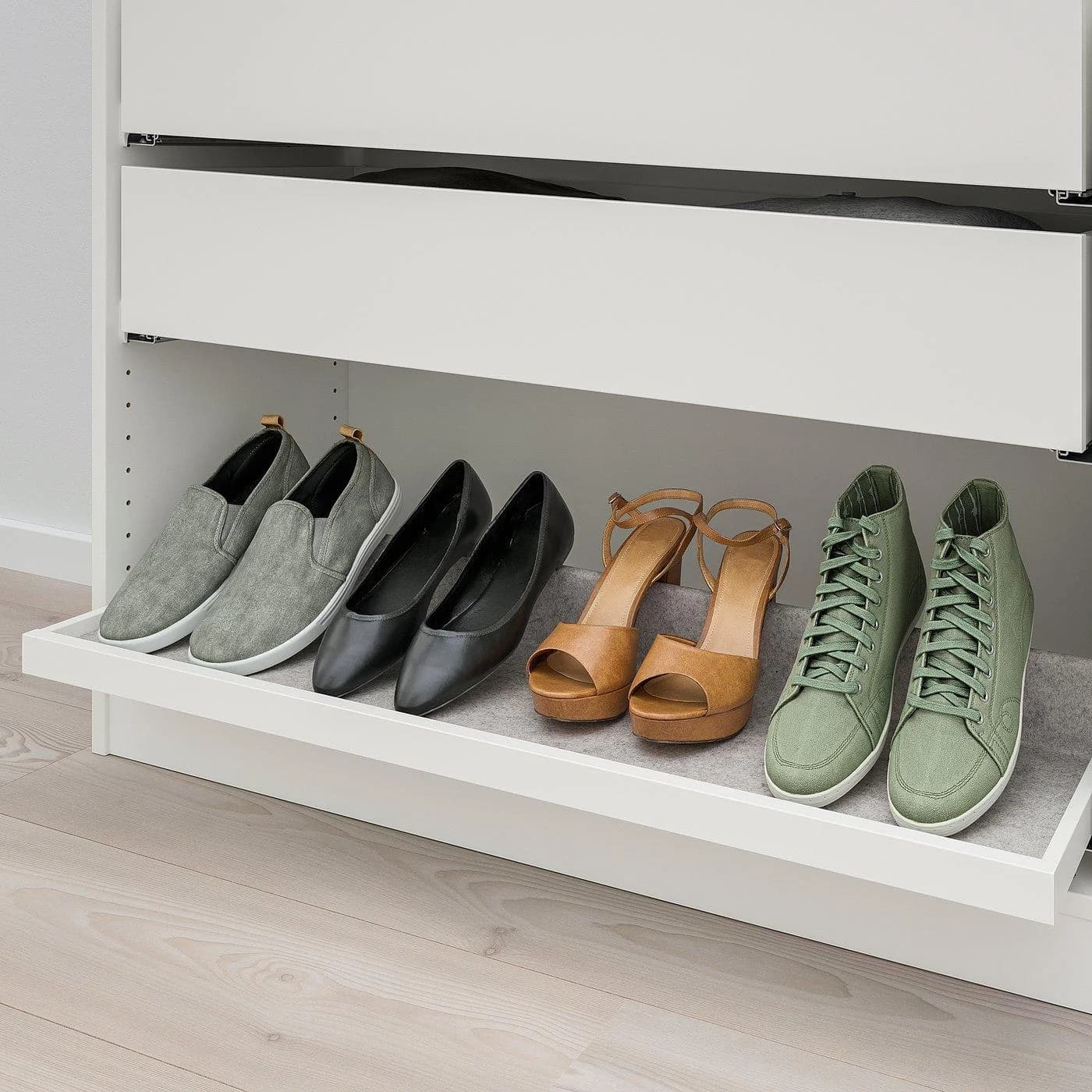IKEA KOMPLEMENT Ausziehboden mit Schuheinsatz Weiß/Hellgrau