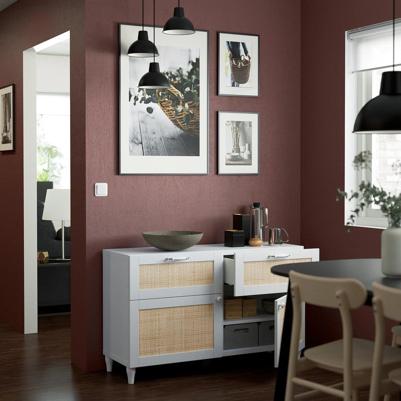 IKEA BESTÅ Aufbewkombination mit Türen und Schubladen Weiß