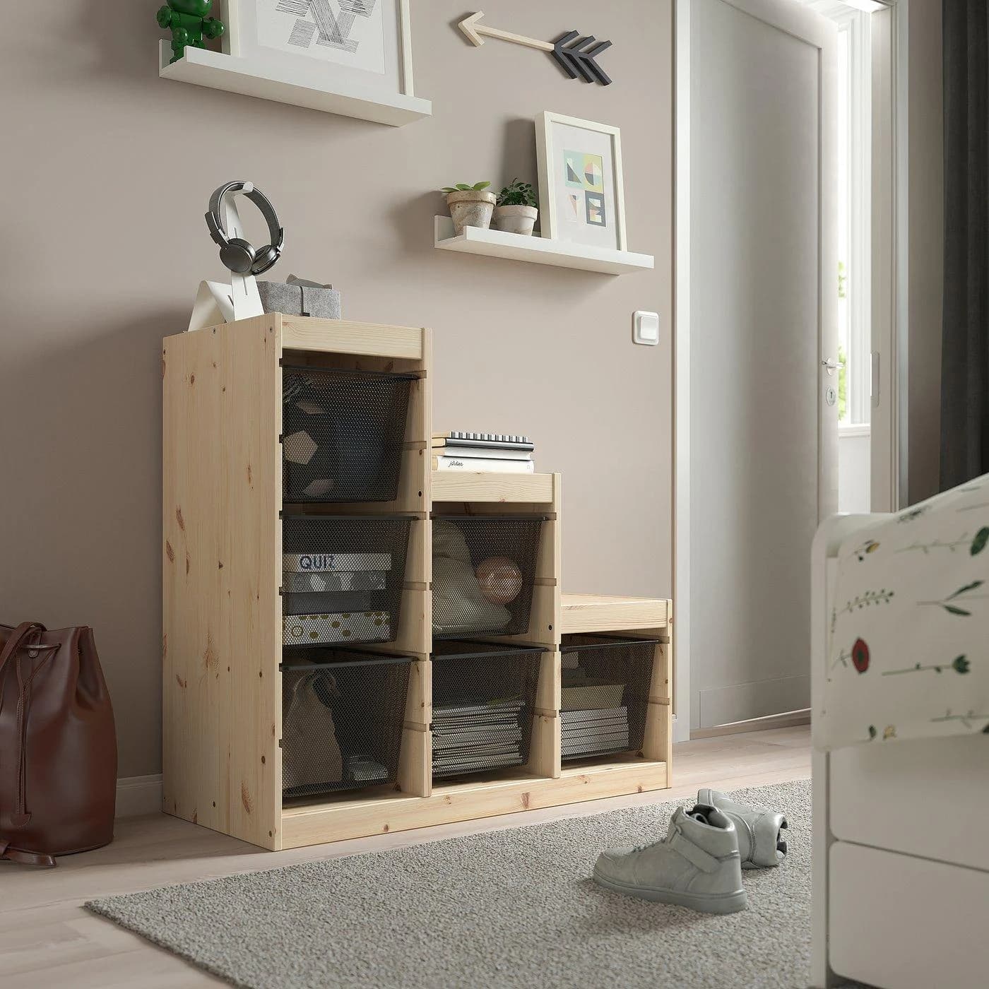 IKEA TROFAST Aufbewahrung mit Boxen Kiefernholz Dunkelgrau/Weiß