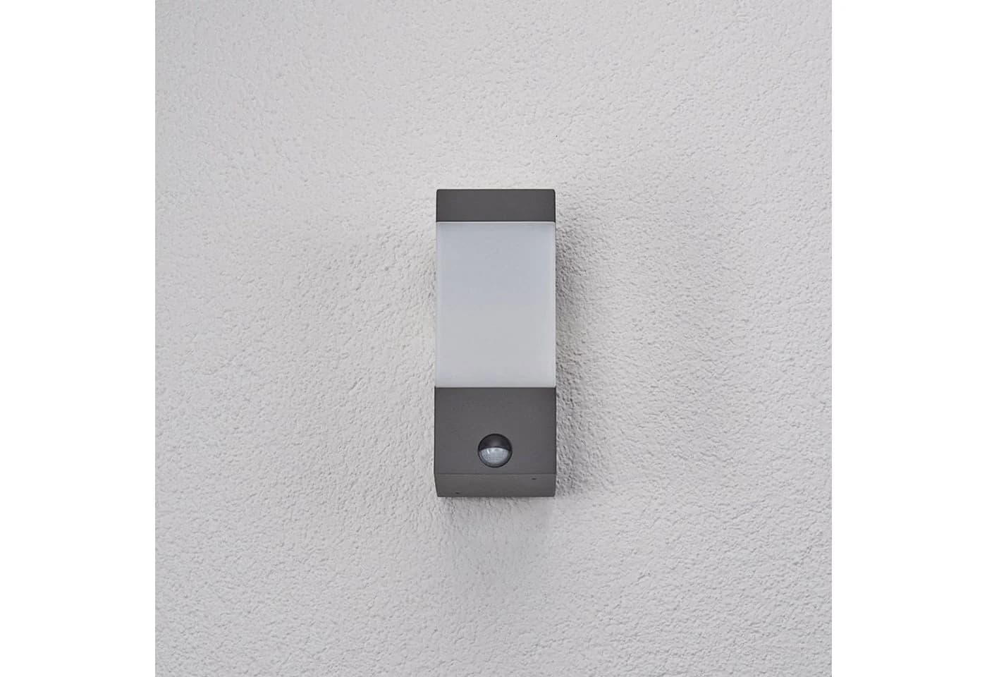 Lucande Außenwandleuchte Kiran Metall Schwarz IP44 mit Bewegungsmelder - Bild 4