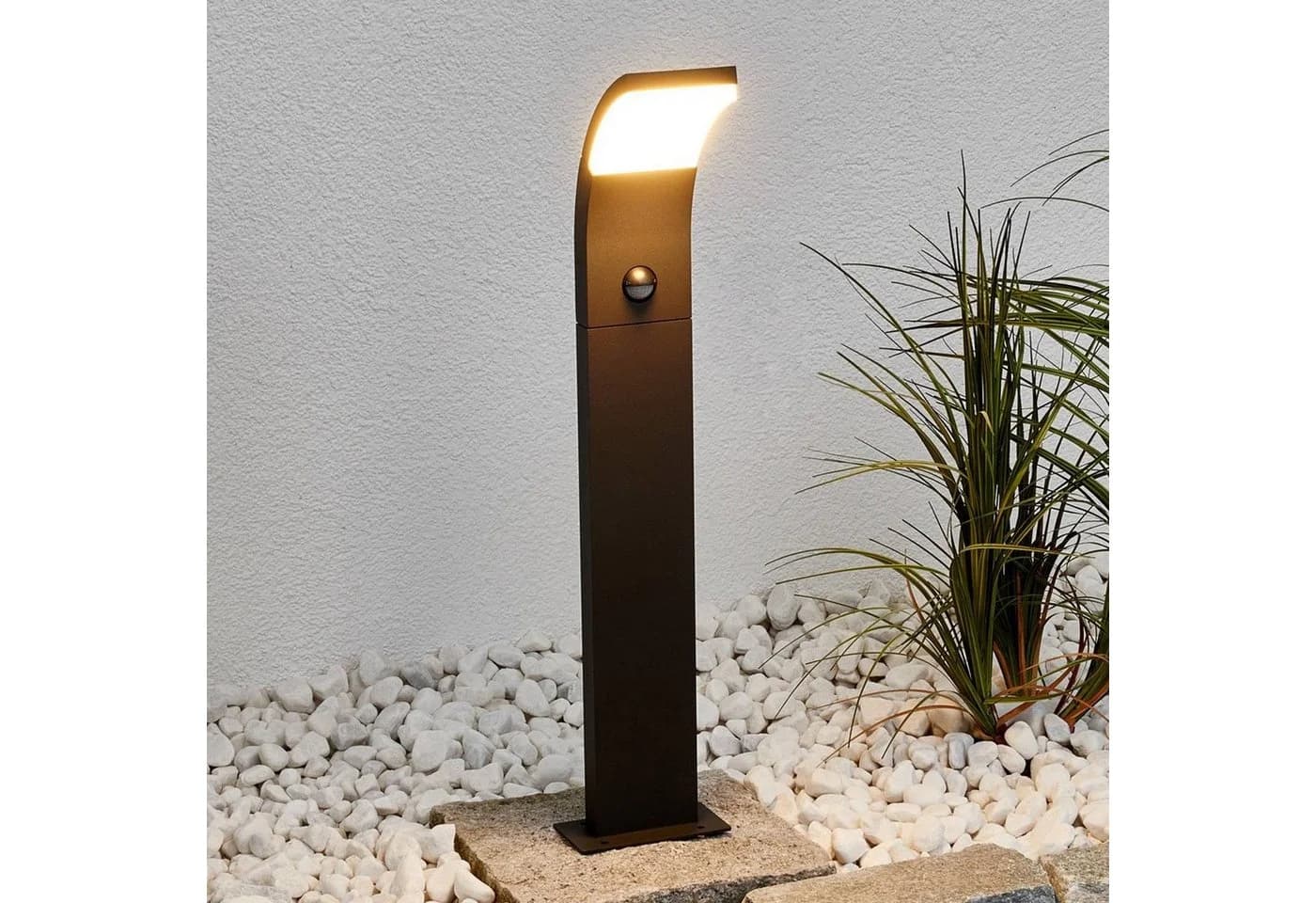 Lucande LED-Wegelampe Timm 60 cm Anthrazit Bewegungsmelder