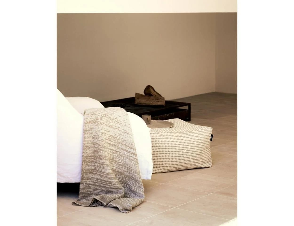 Marimekko Bettdeckenbezug Unikko Charcoal-Off White 140x200cm - Bild 3
