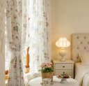 Diwzbyn Vorhang Kamelien-Blumenmuster Transparente Gardine mit Rüschenvolant Bild 4