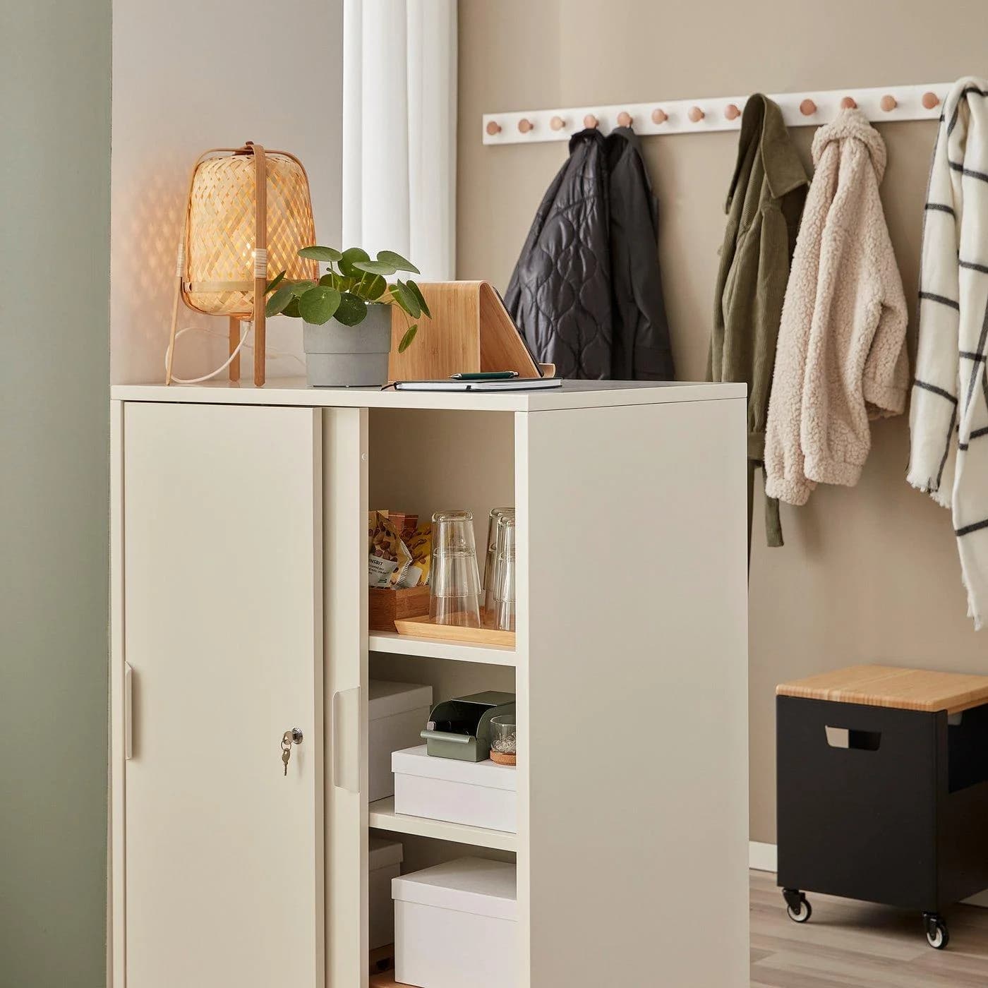 IKEA TROTTEN Schiebetürenschrank Weiß