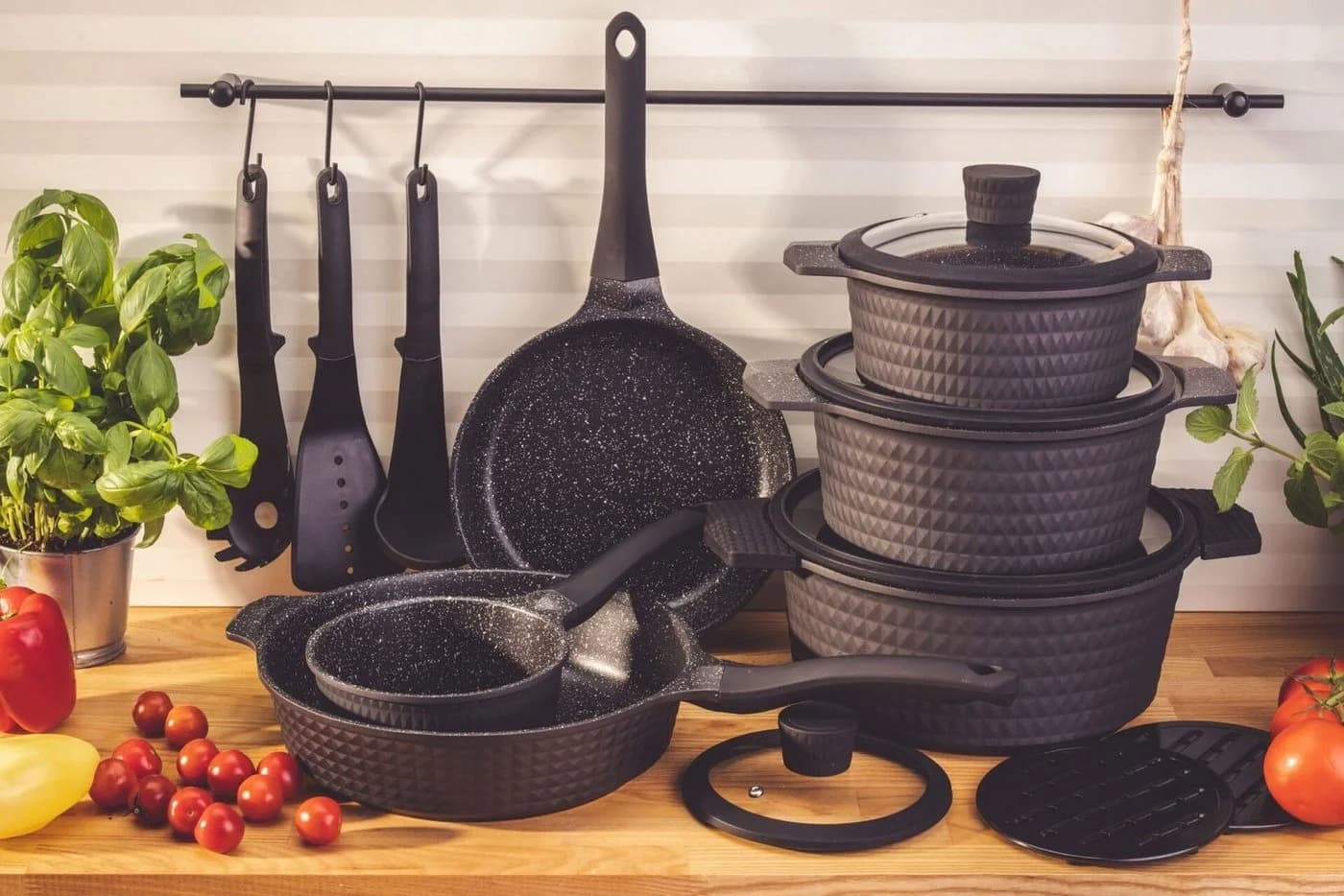 Edenberg Topf-Set 15 Tlg. Schwarz mit Marmor-Keramikbeschichtung