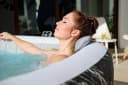 Bestway LAY-Z-SPA Hollywood AirJet Whirlpool mit LED-Beleuchtung Bild 5