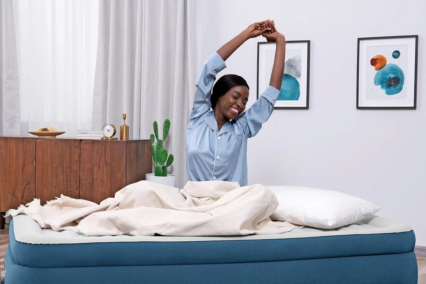 Bestway AlwayzAire Luftbett mit integrierter Doppelpumpe und USB-Anschlüssen - Bild 3