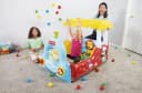 Bestway Aufblasbares Bällebad Fisher-Price Dampflok mit Hupe Bild 1